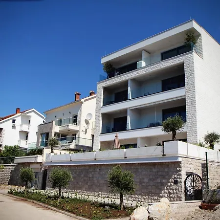 Savina Bliss Residences Herceg Novi Exterior photo